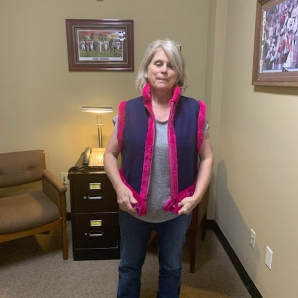 Reversible Mink Vest - Picture 7 of 7